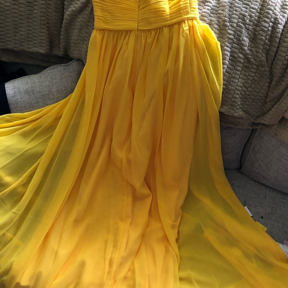 AW. BRIDAL Sz 0. Golden Yellow One Shoulder Floor Length Gown. - Picture 15 of 15